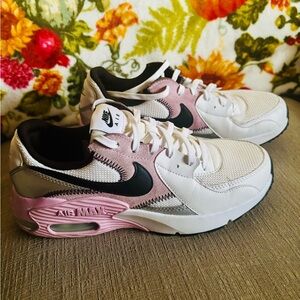 Nike Woman’s Air Max Excee 'White Light Arctic Pink Sneakers
